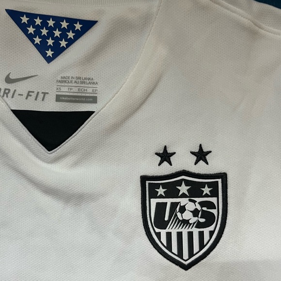 USWNT 2015 World Cup Jersey - Picture 3 of 4